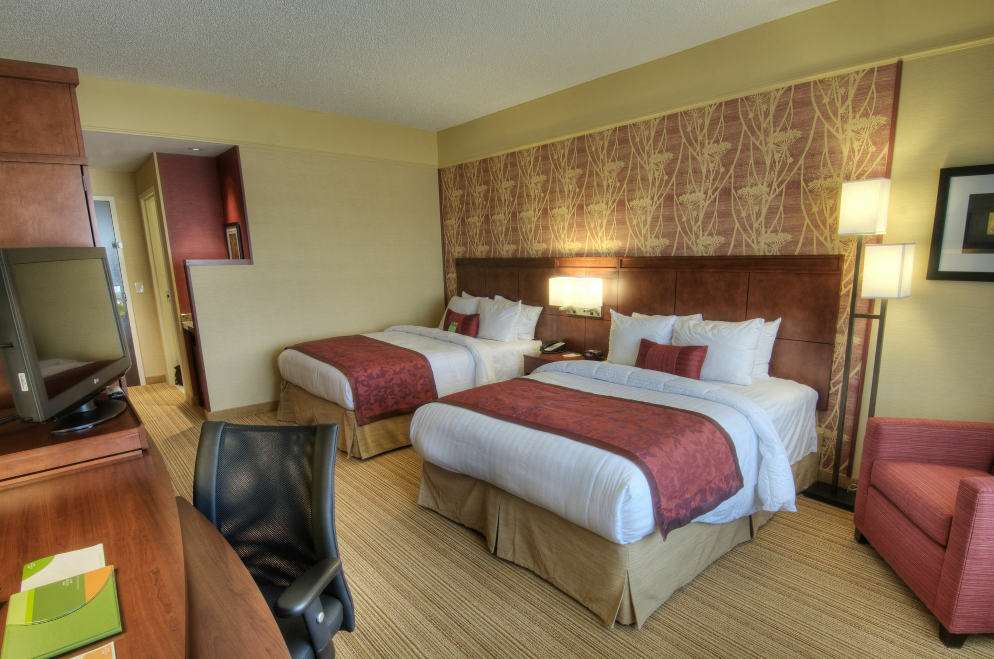 Courtyard By Marriott Greenville Downtown Exterior foto